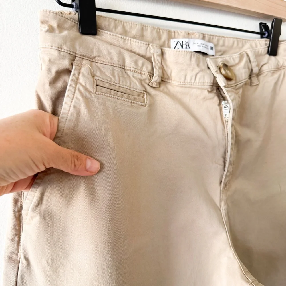 Zara Women’s Khaki Chino Pants Size 26‎